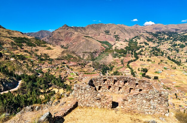 Rovine Inca a Pisac in Perù