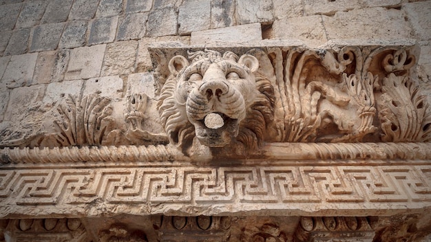 Rovine romane di Baalbek in Libano, testa di leone
