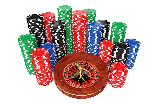 Ruota della roulette con fiches colorate del casinò di poker su sfondo bianco. Rendering 3D.