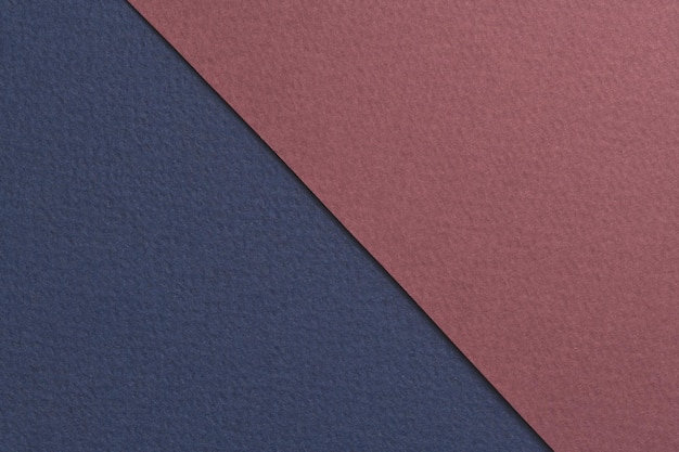 Ruvida carta kraft sfondo texture carta rosso bordeaux colori blu Mockup con copia spazio per textxA