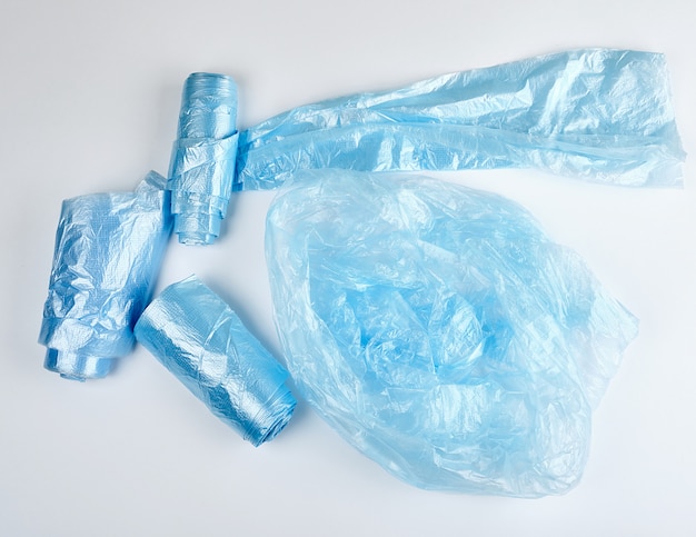 Sacchetti di plastica blu per la spazzatura