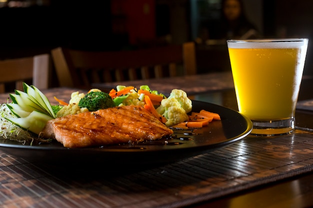 Salmone con birra