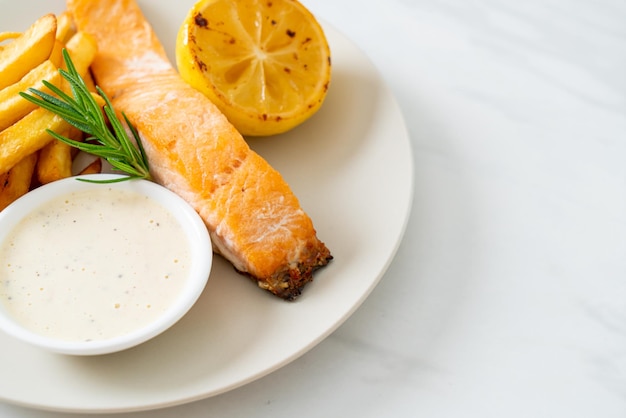 Salmone fritto fish and chips