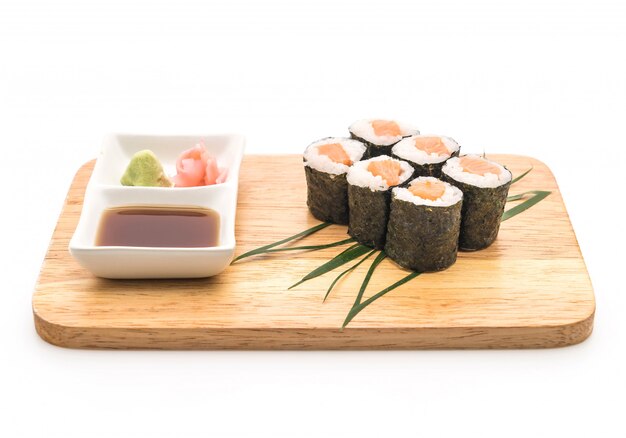 salmone maki sushi- stile cibo giapponese