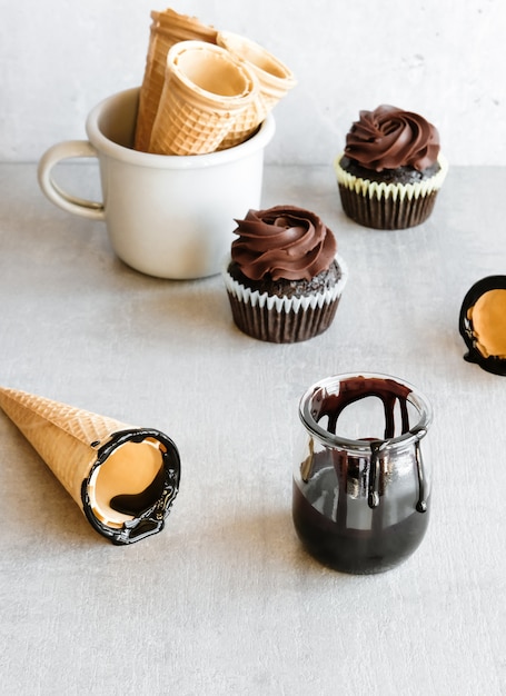 Salsa Al Cioccolato E Cupcakes