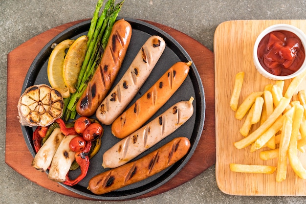 salsiccia alla griglia con verdure