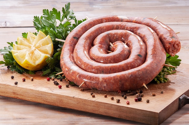 Salsiccia di maiale carne cruda