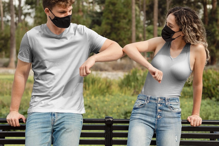 Foto saluti sicuri durante la pandemia