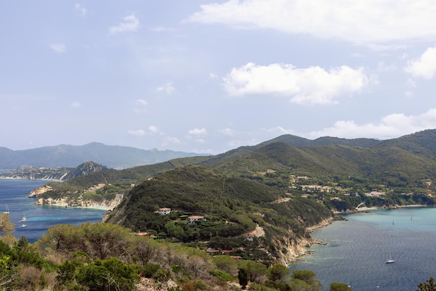 Samson's Beach (Spiaggia di Sansone) ciottoli bianchi acque cristalline, Isola d'Elba, Italia