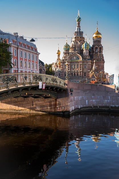 San Pietroburgo Russia Vista della città con la famosa chiesa del Salvatore sul Sangue Versato