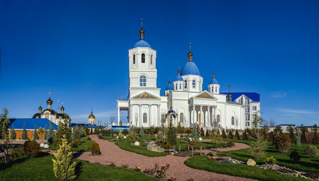 Santo protezione Skete della Santa Dormizione Monastero di Odessa della diocesi di Odessa della Chiesa ortodossa ucraina in una soleggiata giornata invernale