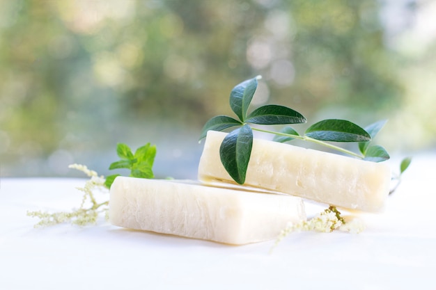 Sapone naturale alle erbe