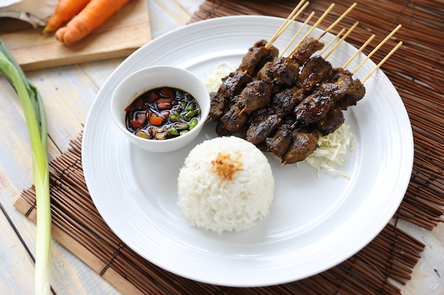 sate kambing, satay di agnello indonesiano