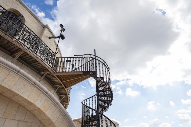 scala a chiocciola sul tetto della Sinagoga Hurva