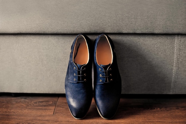 Scarpe classiche da uomo in pelle blu