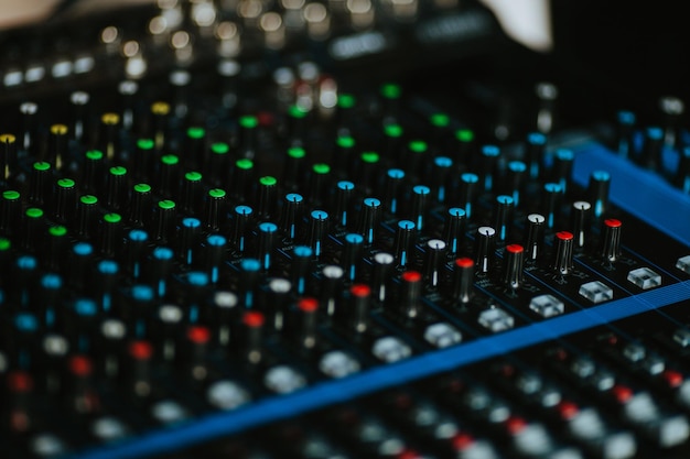 Scatto completo del mixer audio