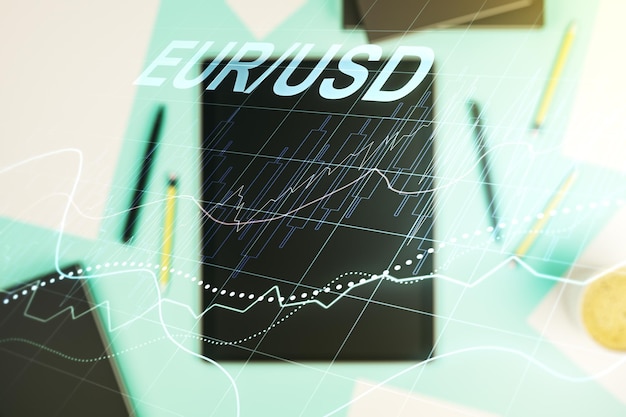 Schizzo creativo del grafico forex EURO USD e moderna tavoletta digitale sulla strategia di fondo e sul concetto di previsione Multiesposizione