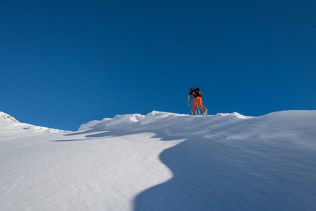 Sci alpinismo in salita sulle alpi italiane