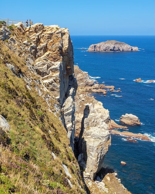 Scogliere di Cabo de Peña nelle Asturie