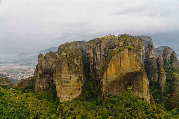 Scogliere e monasteri di Meteora