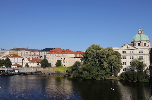 Scorcio della città di Praga sulla Moldava