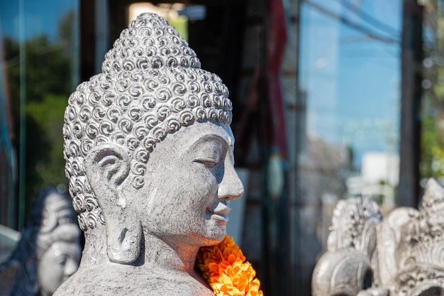 Scultura di Buddha