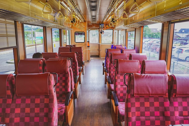 Sedili vuoti nell'autobus