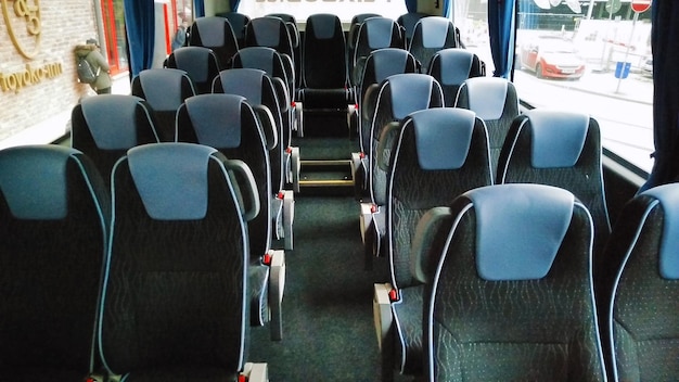 Sedili vuoti sull'autobus