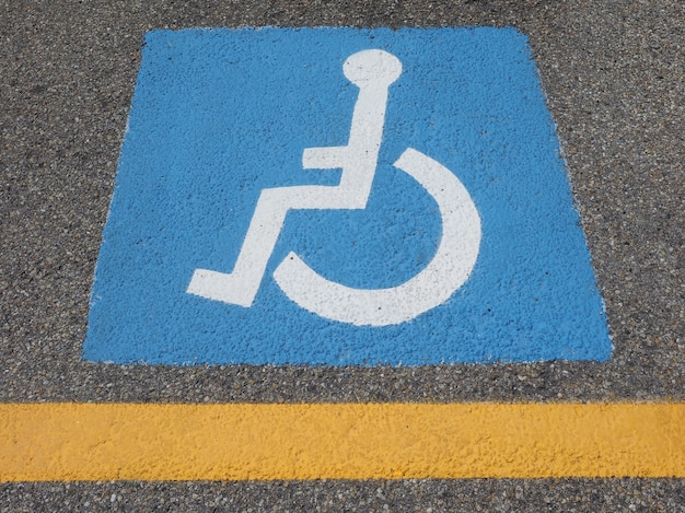 Segnale di parcheggio per disabili