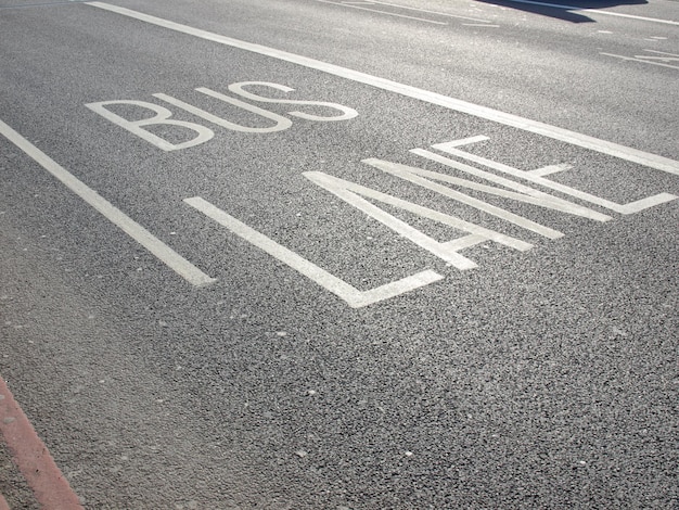 Segnali di corsia degli autobus