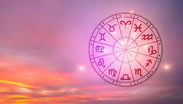 Segni zodiacali all'interno del cerchio dell'oroscopo Astrologia nel cielo con molte stelle e lune astrologia e concetto di oroscopi