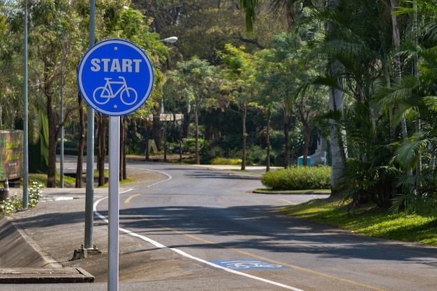 segno del punto di partenza per la bicicletta