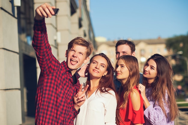 Selfie amicizia dolci ricordi per il tempo libero incontri concept