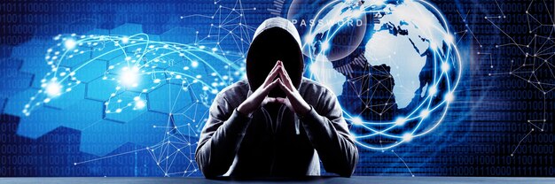 Seorang peretas mengetik kode pada papan ketik laptop untuk masuk ke dunia maya
