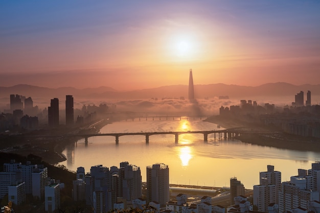 Seoul City Sunrise e fiume Han Corea del Sud