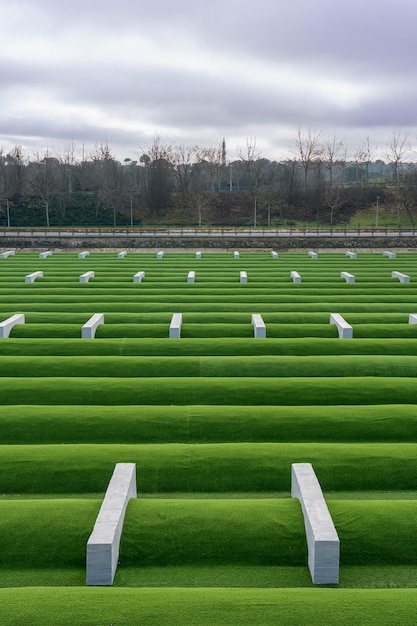 Serbatoi e canali per la manutenzione della depurazione e della fornitura di acqua nella città Tres Cantos Madrid