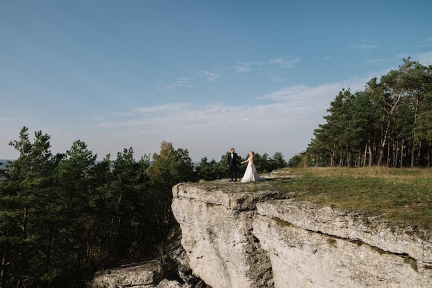 servizio fotografico di matrimonio di una giovane coppia