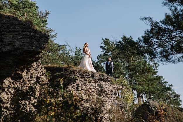 servizio fotografico di matrimonio di una giovane coppia