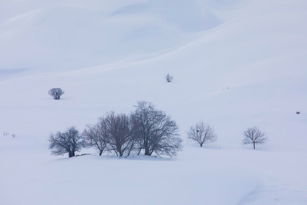 Sestazione invernale nelle montagne di Erzincan Drone Photo Kemah Erzinkan Turchia Turchia