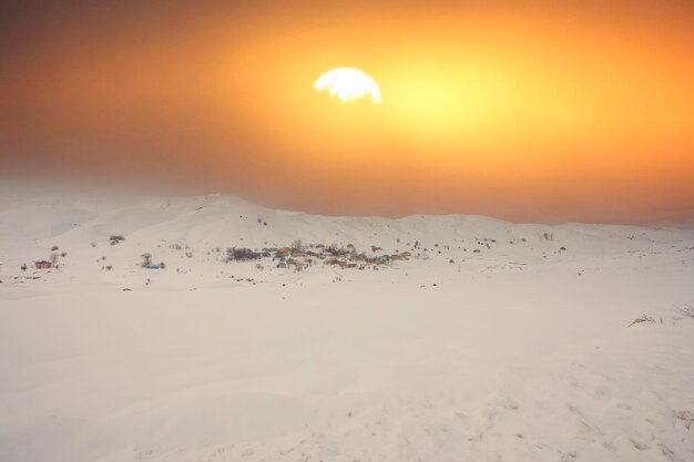 Sestazione invernale nelle montagne di Erzincan Drone Photo Kemah Erzinkan Turchia Turchia