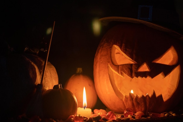 Set di Halloween con una testa di zucca