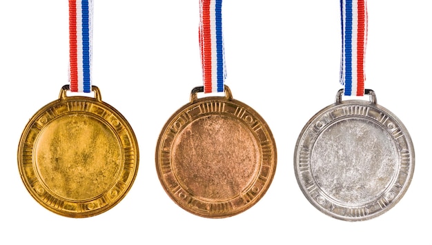 set di medaglie assegnate isolato su sfondo bianco.