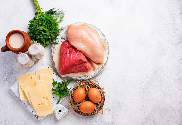 Set di prodotti agricoli. Carne, uova e latte