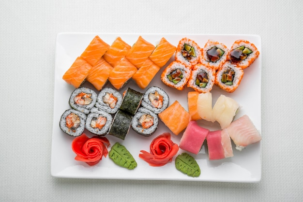 Set di sushi, cibo giapponese