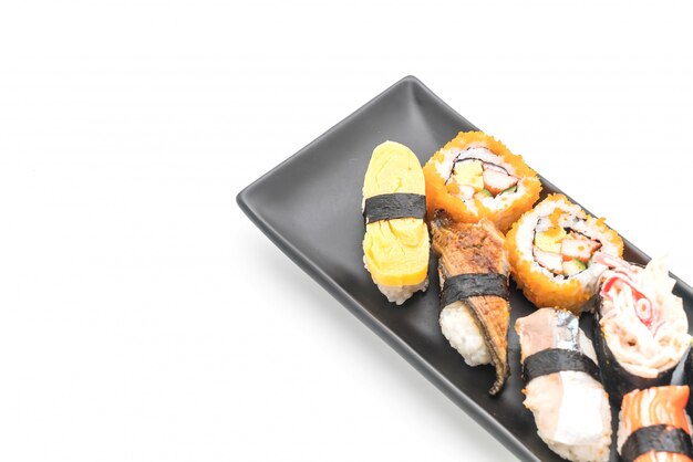 Set di sushi e maki roll