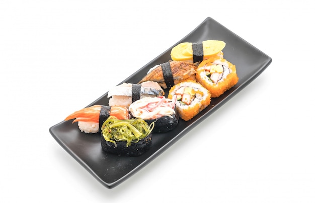 Set di sushi e maki roll