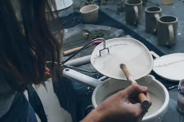 Sezione centrale della piastra da pittura di una donna