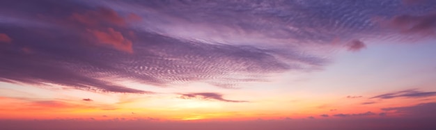 Sfondio del cielo al tramonto