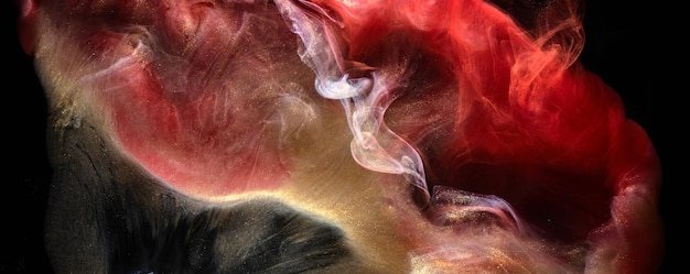 Sfondo astratto di inchiostro multicolore a contrasto Sfondo di vernice acrilica per profumi cosmetici narghilè Misteriose nuvole di fumo nebbia colorata