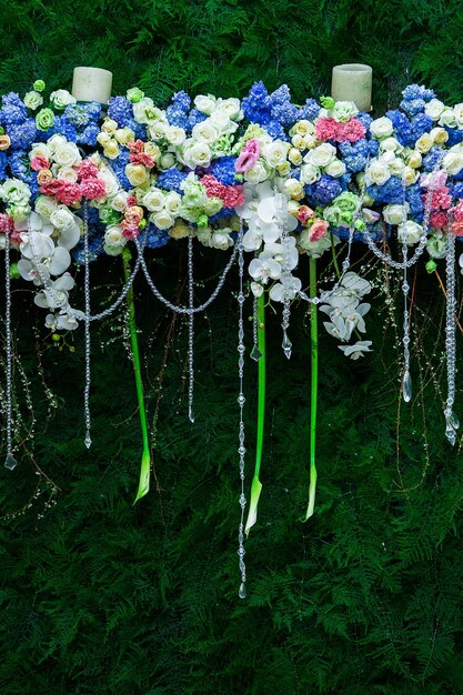 Sfondo di bellissimi fiori per la scena del matrimonio